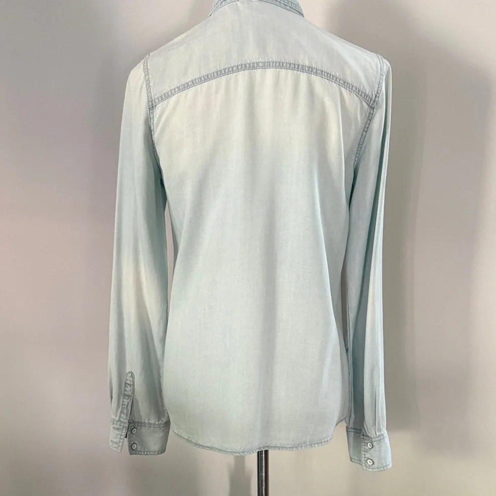 Light Wash Denim Button-Up Shirt - Picture 5 of 9